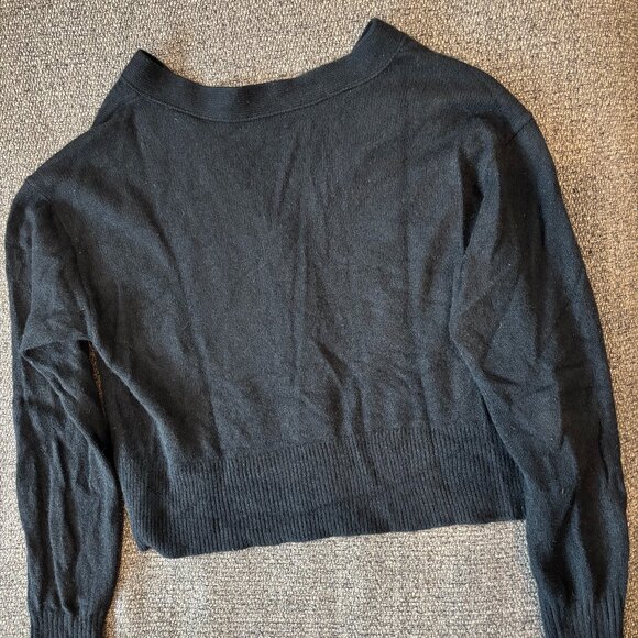 Everlane Black Cropped Cashmere Cardigan - Picture 5 of 5